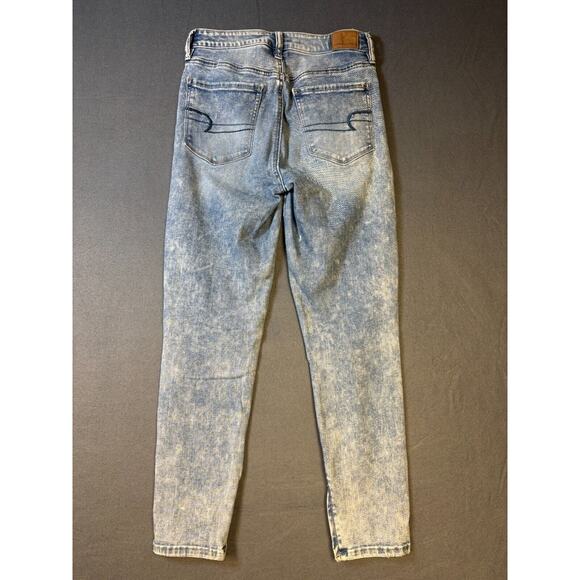 Women’s American Eagle Ne(x)t Level Stretch Light Wash Ripped Jeans Size 6 R - Picture 2 of 12